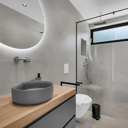 Marta - Luxury Villa